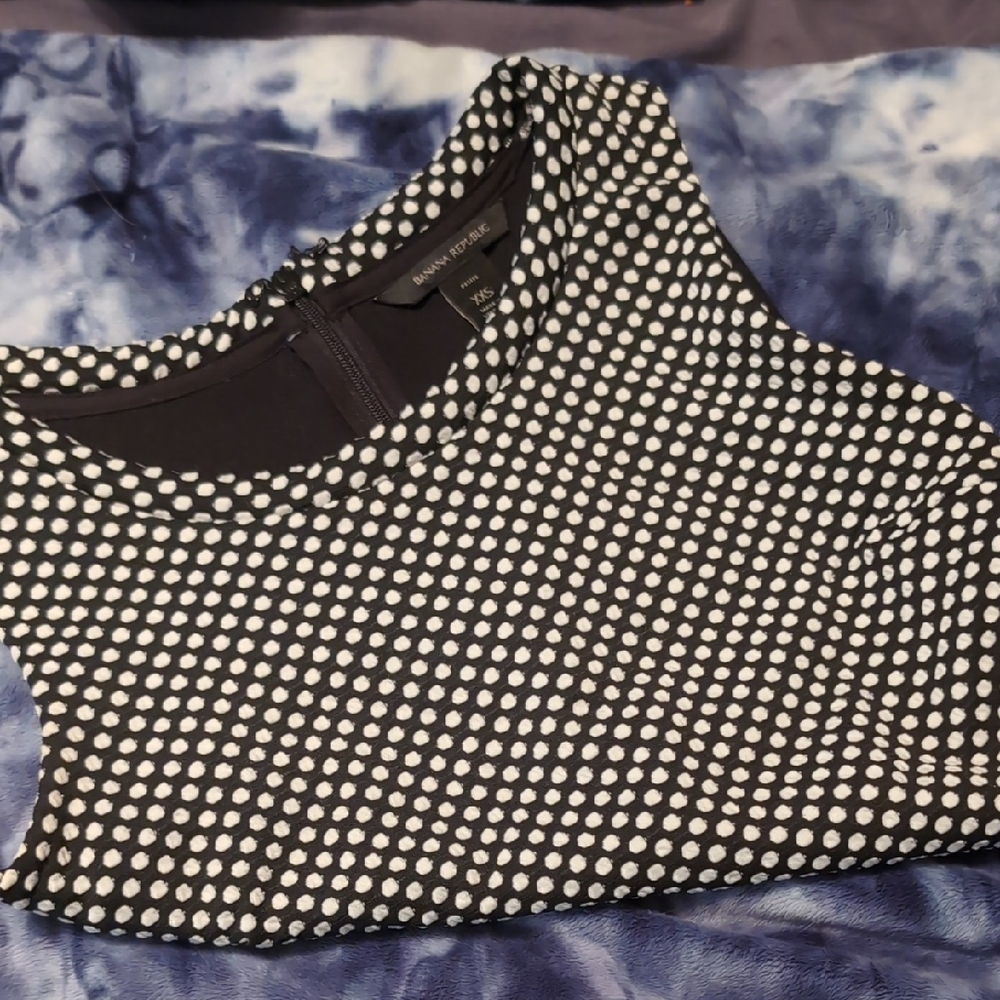 Banana Republic Black and White Polka Dot Crop Top